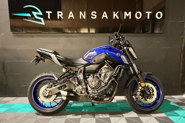 YAMAHA MT-07